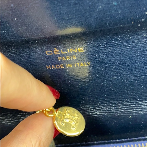 Sold✈️✈️✈️Celine shoulder bag - Picture 9 of 15